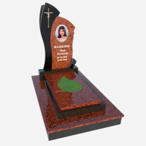 ПАМЯТНИК ИЗ ЛЕЗНИКОВСКОГО ГРАНИТА LG.836